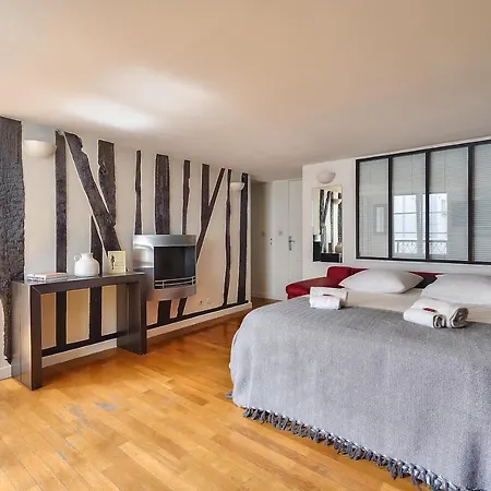 The Perfect Parisian 2 Bdrs Flat At Le Marais Parigi